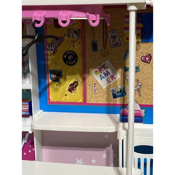 Mattel Barbie Dream Closet Playset With Clothes and Hangers - Picture 9 of 16